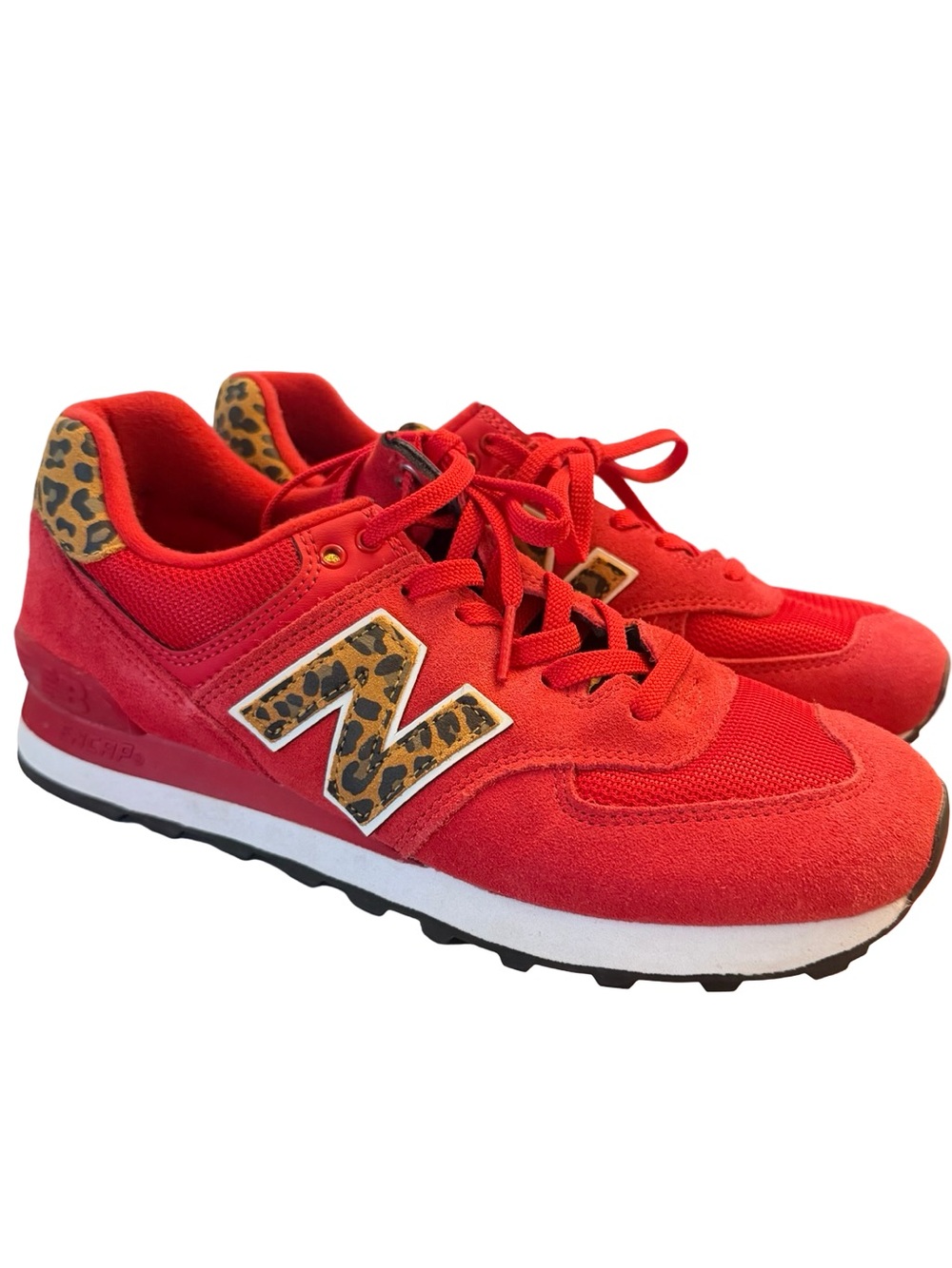 New Balance 574 Womens Sz 9 Cherry Red Leopard Detail Like new